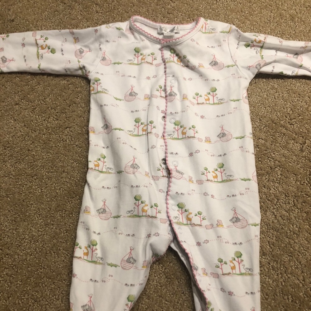 EUC kissy kissy 3-6 month girl pajamas